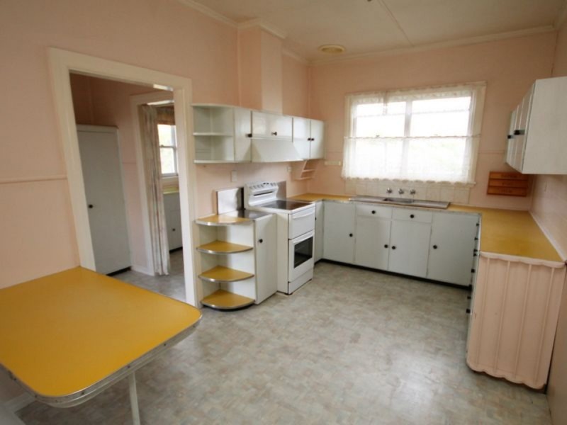 61 Clive Street, Inverell NSW 2360