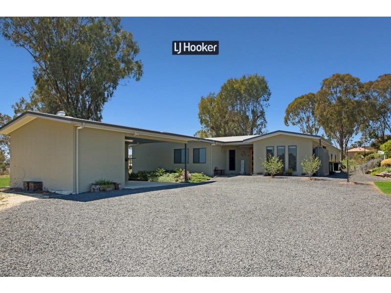 46 Warana Drive, Inverell NSW 2360