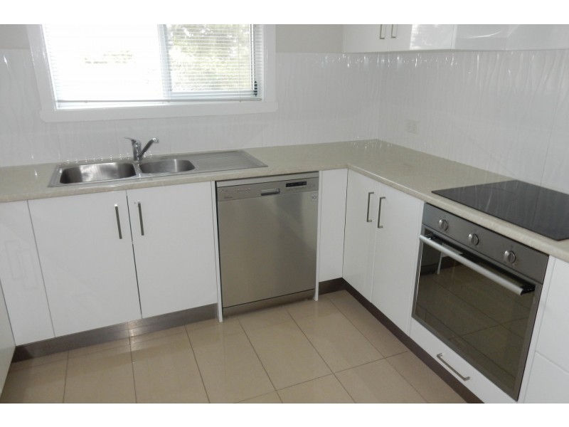 42 Gordon Street, Inverell NSW 2360