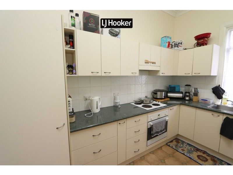 61 Ross Street, Inverell NSW 2360