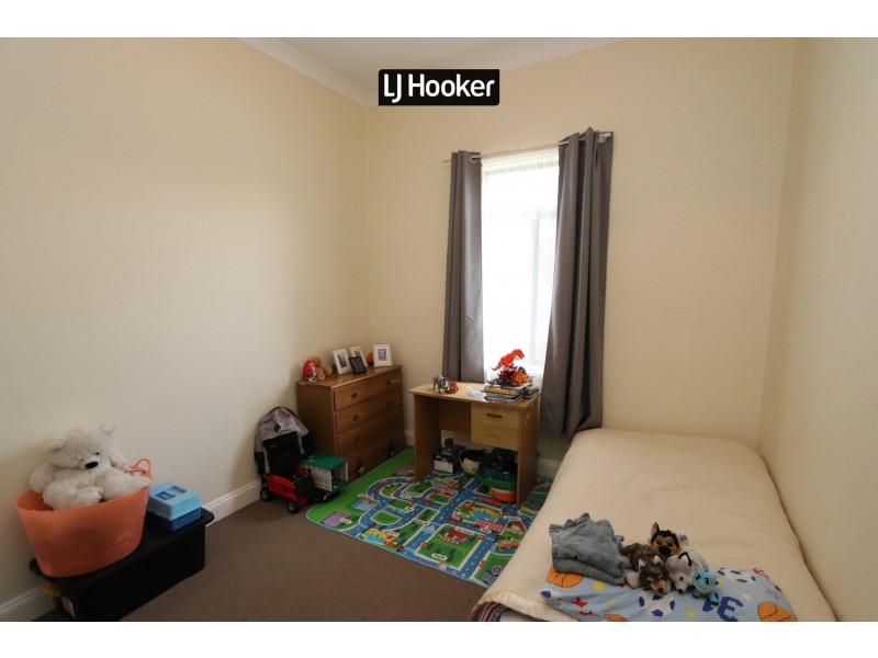 61 Ross Street, Inverell NSW 2360
