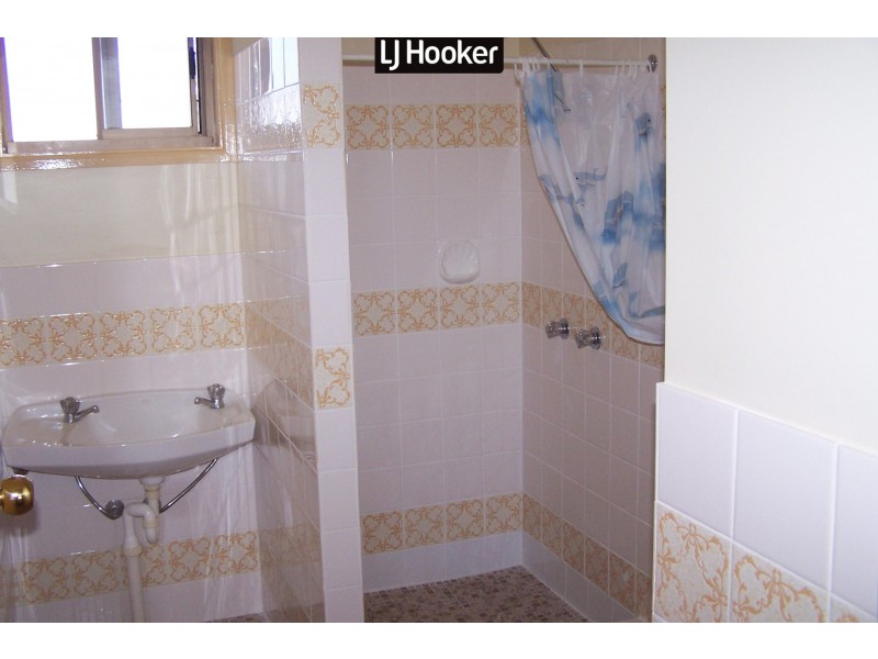 13 Greaves Street, Inverell NSW 2360