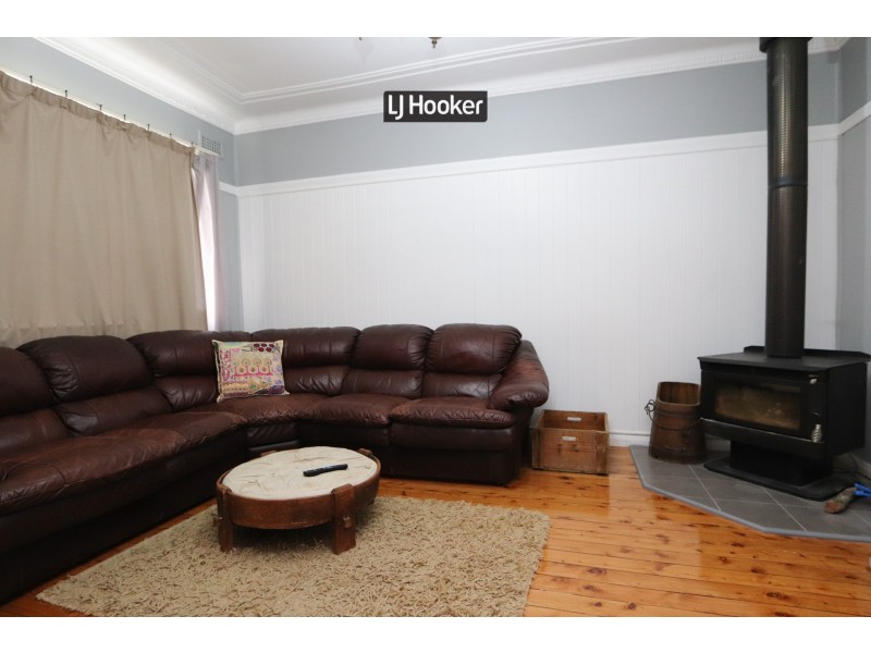 78 Lawrence Street, Inverell NSW 2360