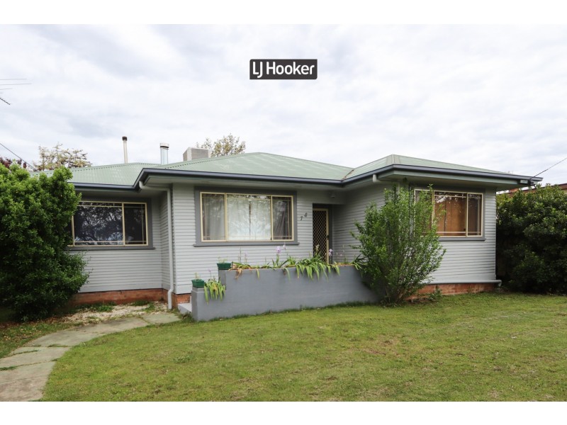 78 Lawrence Street, Inverell NSW 2360