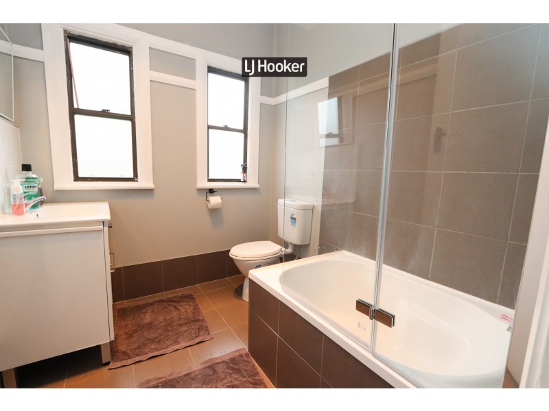 78 Lawrence Street, Inverell NSW 2360