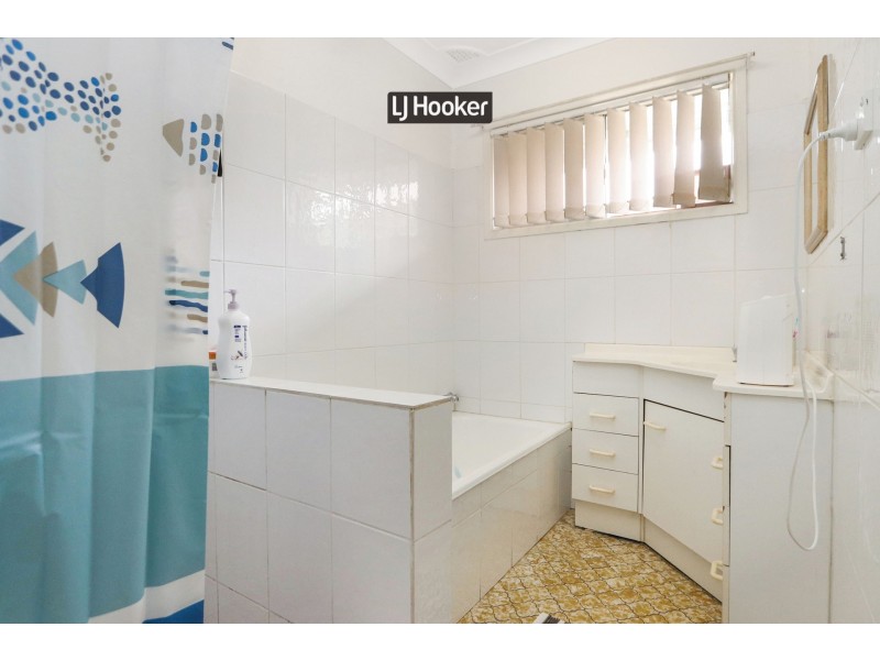 72 Short Street, Inverell NSW 2360