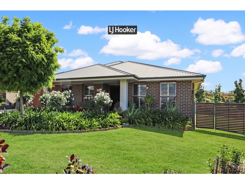 19 Sunnyside Place, Inverell NSW 2360