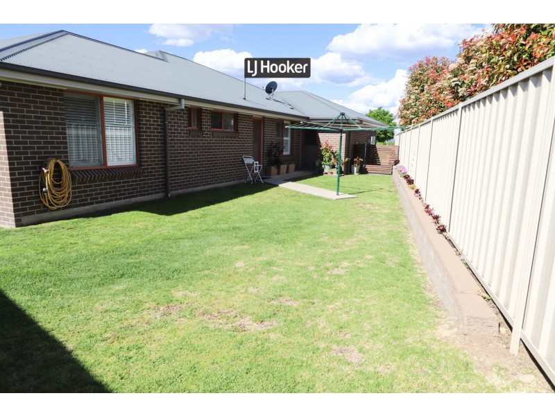19 Sunnyside Place, Inverell NSW 2360