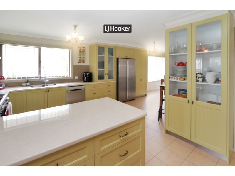 16 Kingfisher Drive, Inverell NSW 2360