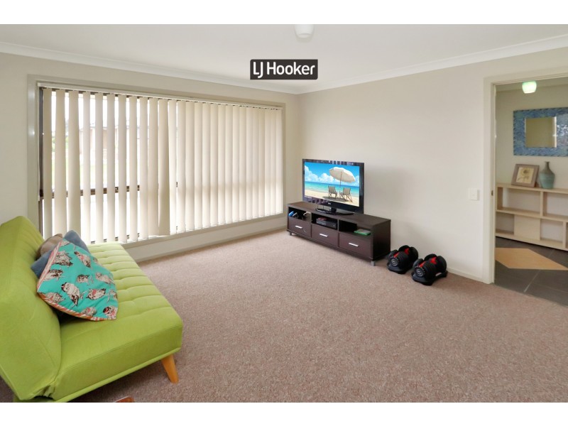 16 Kingfisher Drive, Inverell NSW 2360