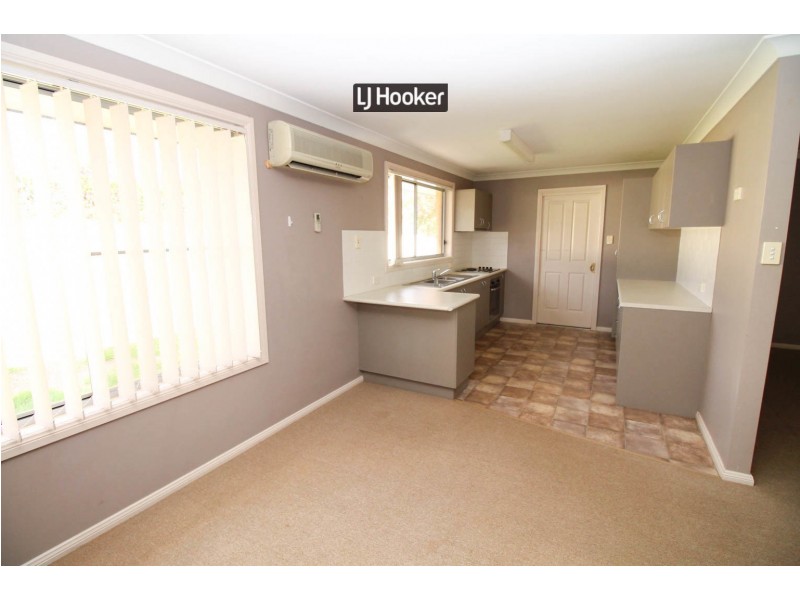 1 Currawong Place, Inverell NSW 2360