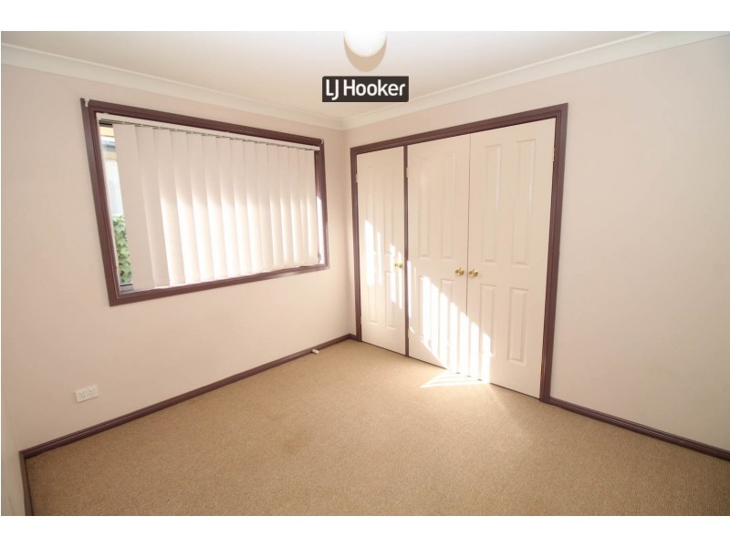 1 Currawong Place, Inverell NSW 2360