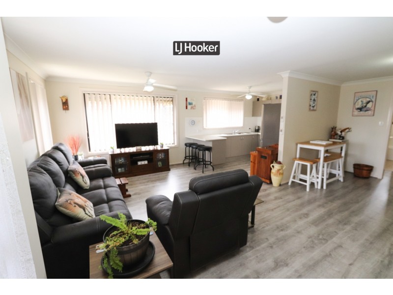 9B Kingfisher Drive, Inverell NSW 2360