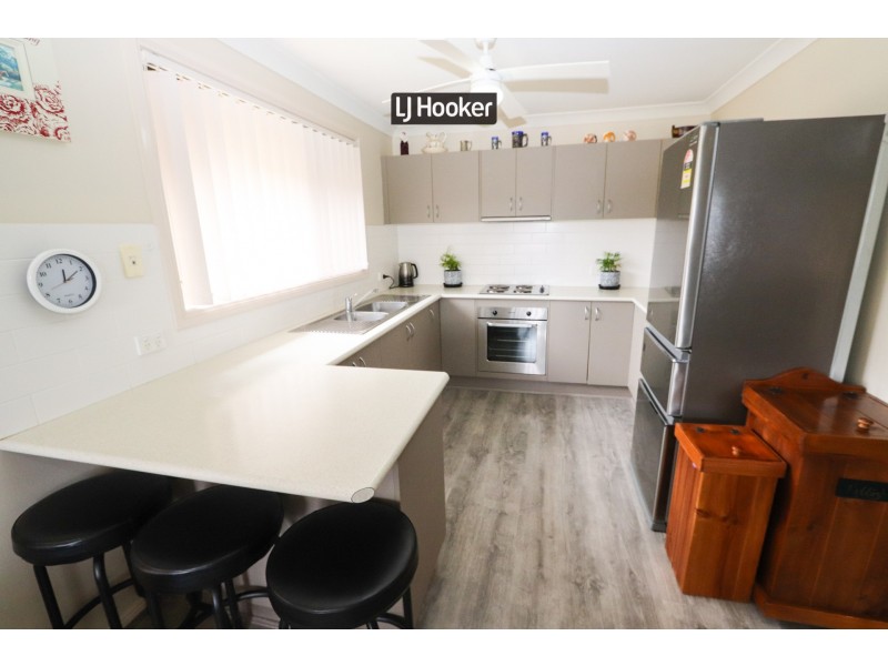 9B Kingfisher Drive, Inverell NSW 2360