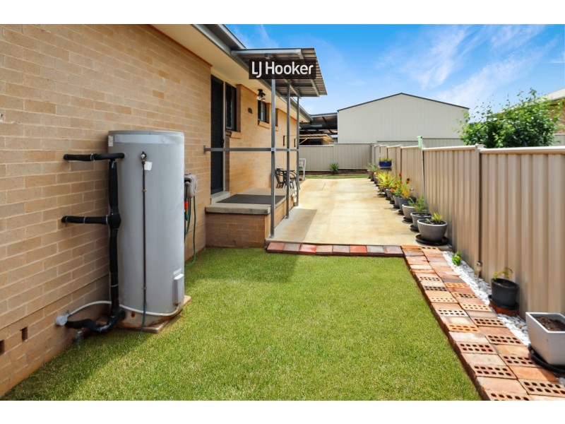 9B Kingfisher Drive, Inverell NSW 2360