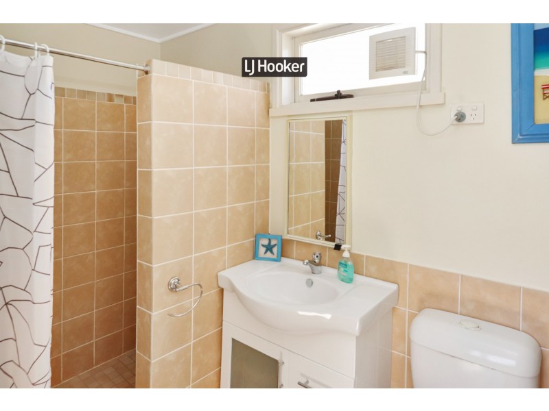 16 Alsace Road, Inverell NSW 2360