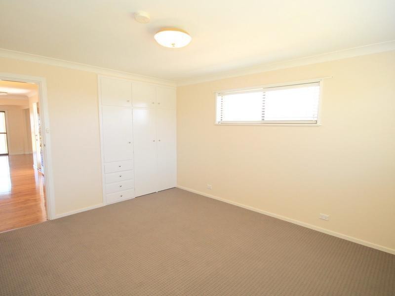 11 Sapphire Street, Inverell NSW 2360