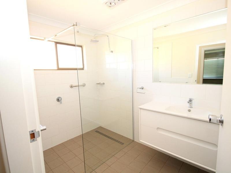 11 Sapphire Street, Inverell NSW 2360