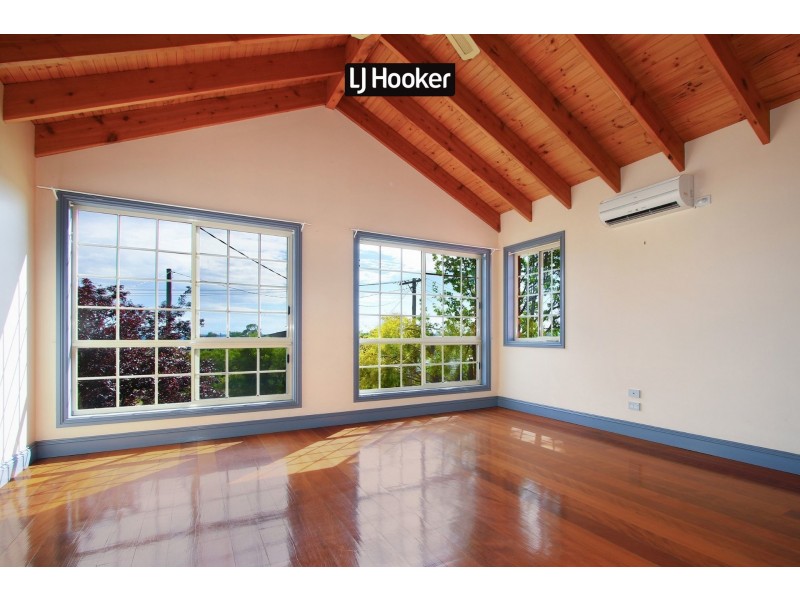 7 Allambie Crescent, Inverell NSW 2360