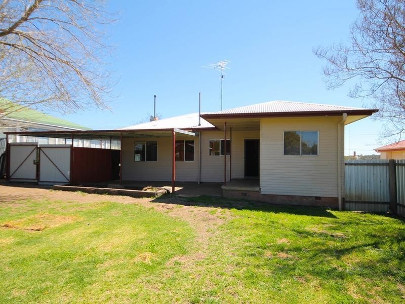 139 Brae Street, Inverell NSW 2360