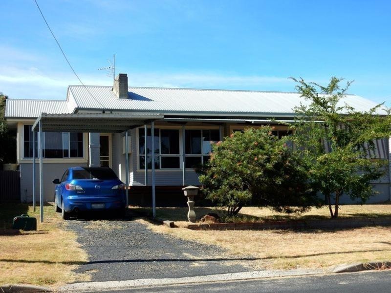 63 Prince Street, Inverell NSW 2360