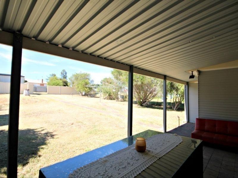 63 Prince Street, Inverell NSW 2360