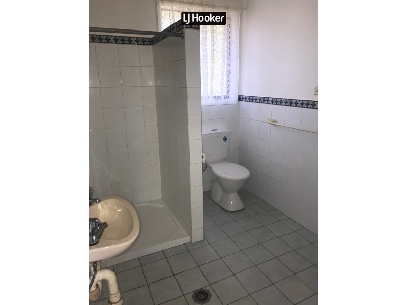 4/15 Greaves Street, Inverell NSW 2360