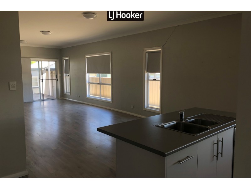 28 Jack Street, Inverell NSW 2360