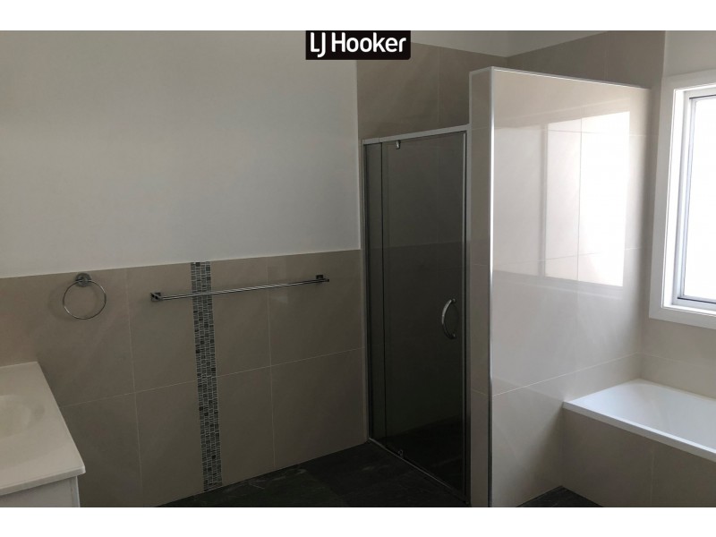 28 Jack Street, Inverell NSW 2360