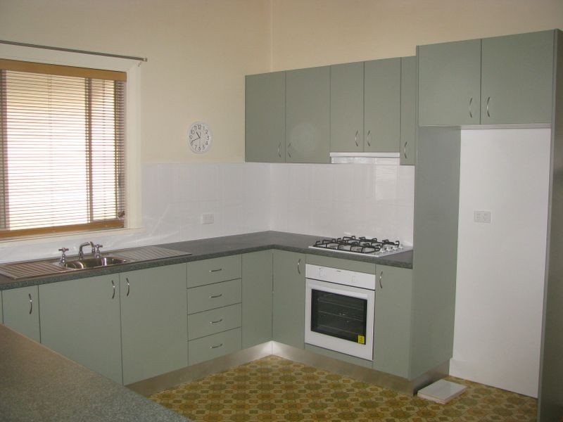 64 George Street, Inverell NSW 2360