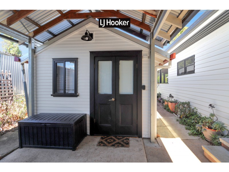 2-4 Leonard Street, Inverell NSW 2360