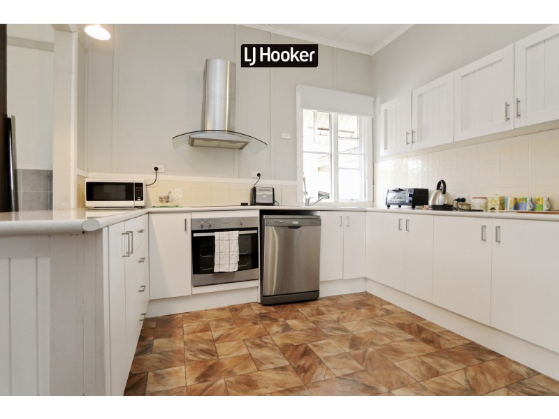 62 Granville Street, Inverell NSW 2360