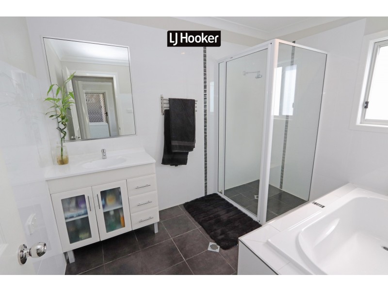 55 Greaves Street, Inverell NSW 2360