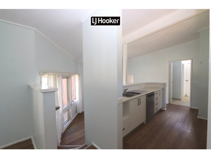 70 Short Street, Inverell NSW 2360