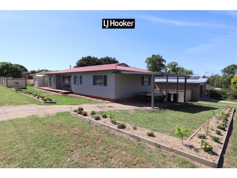 19 Moore Street, Inverell NSW 2360