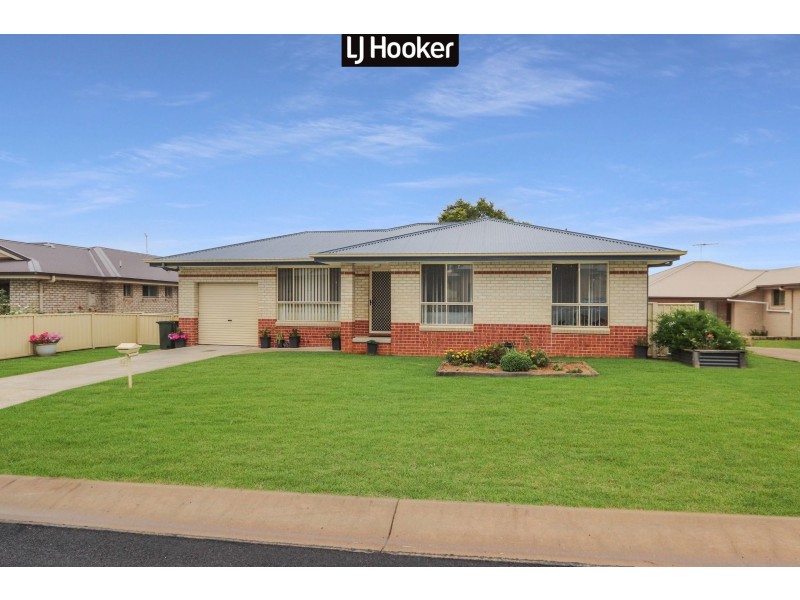 22 Kingfisher Drive, Inverell NSW 2360