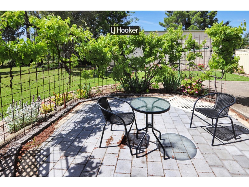 16 Alsace Road, Inverell NSW 2360