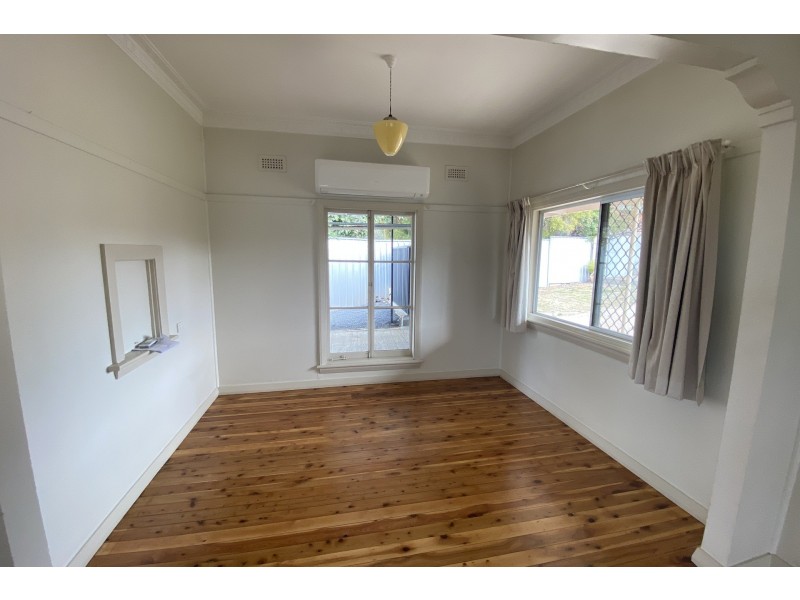 9 Mitchell Crescent, Inverell NSW 2360