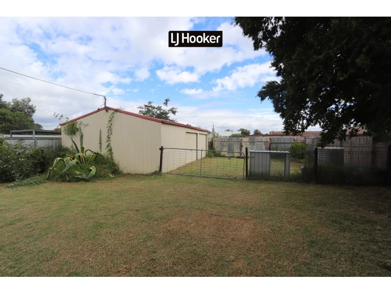 36 Chester Street, Inverell NSW 2360