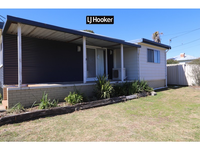 57 Clive Street, Inverell NSW 2360