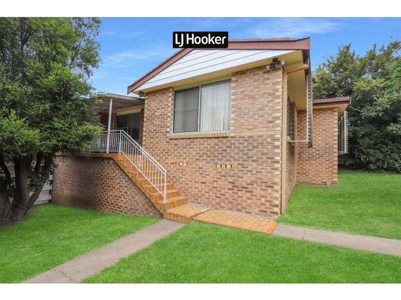 42 Gordon Street, Inverell NSW 2360