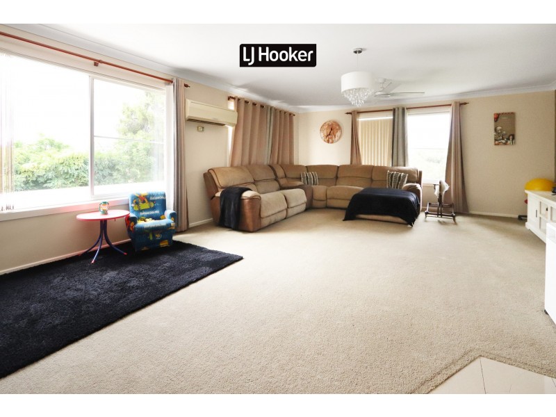 42 Gordon Street, Inverell NSW 2360