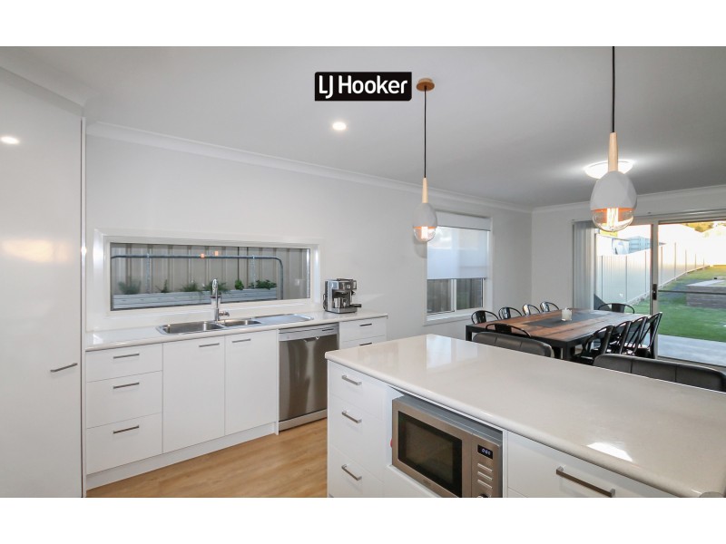 39 Bennett Street, Inverell NSW 2360