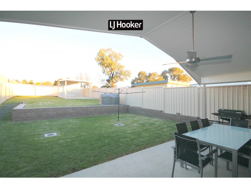 39 Bennett Street, Inverell NSW 2360