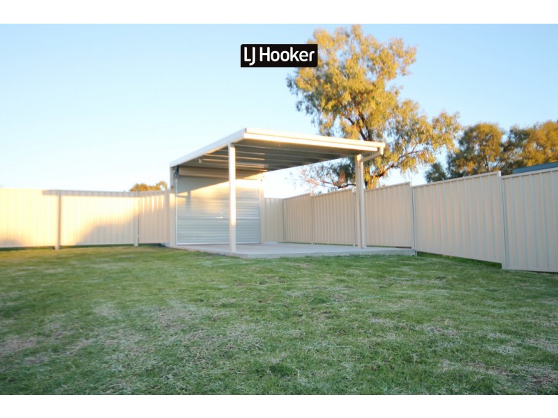 39 Bennett Street, Inverell NSW 2360