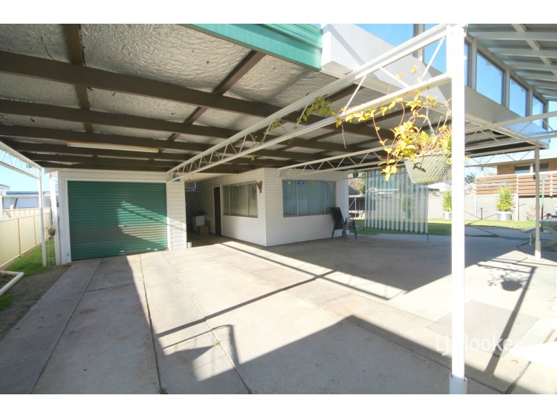 78 Warialda Road, Inverell NSW 2360