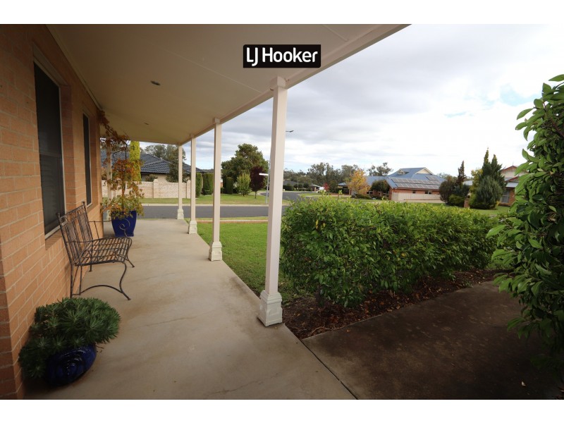 12 Coolibah Drive, Inverell NSW 2360