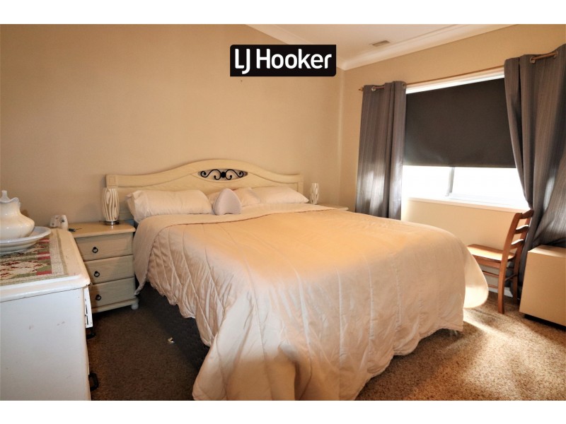 44 Greaves Street, Inverell NSW 2360