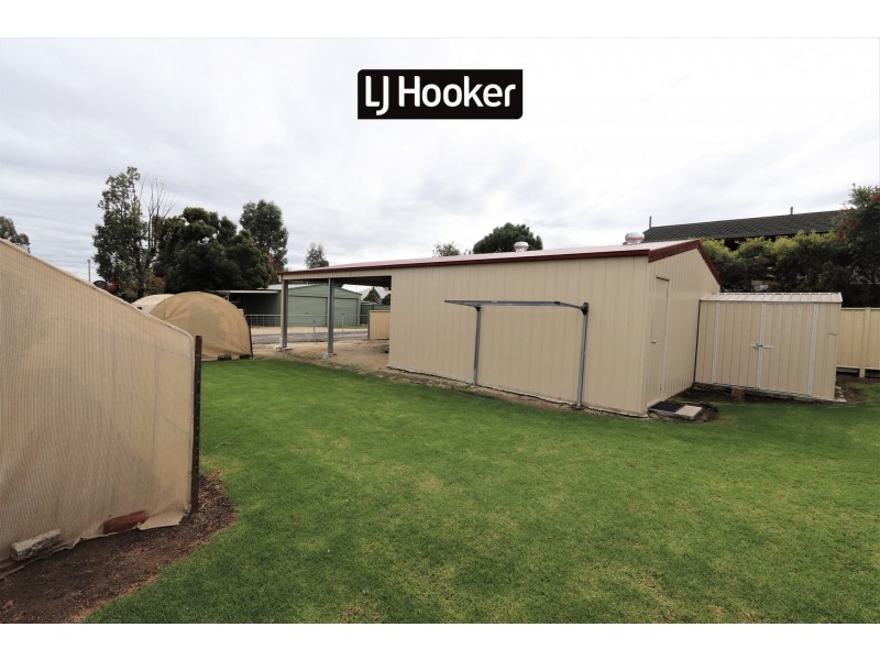 44 Greaves Street, Inverell NSW 2360