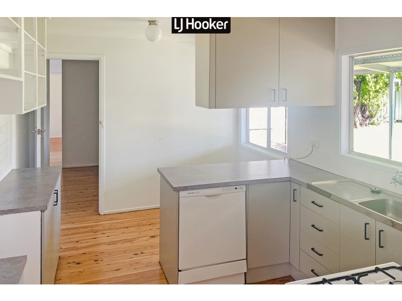 2 Coggan Place, Inverell NSW 2360